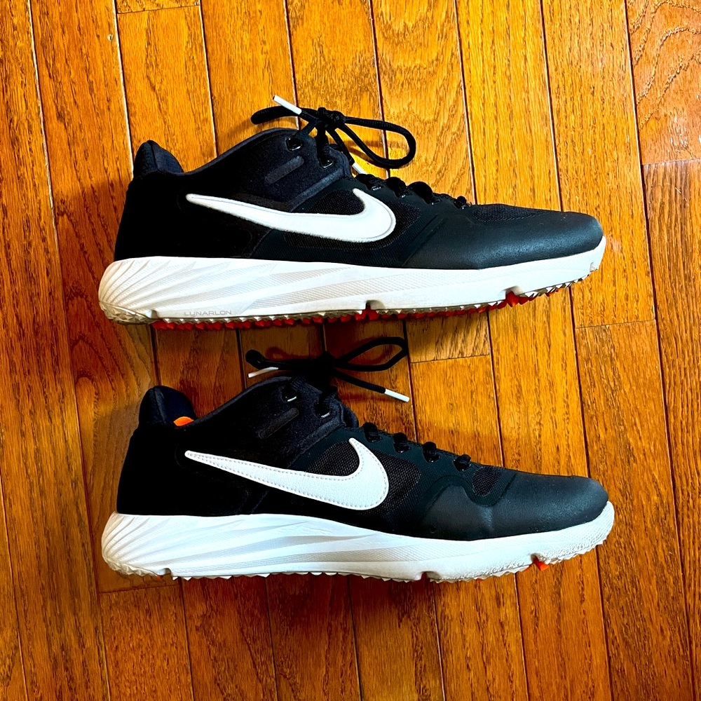 Nike Men’s Alpha Huarache Elite 2 Turf Baseball Cleats size 10.5 US